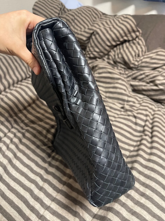 ボッテガ・ヴェネタ  （ブランドバッグ）の商品画像 - 査定依頼日：2025年9月4日 - 最高査定価格：42,000円