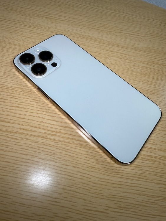 LH9JX40HGL（スマホ）の商品画像 - 査定依頼日：2025年8月10日 - 最高査定価格：96,000円