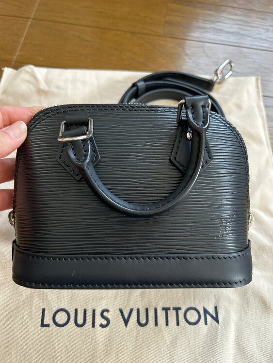 ルイヴィトン エピ （ブランドバッグ）の商品画像 - 査定依頼日：2025年4月26日 - 最高査定価格：200,000円