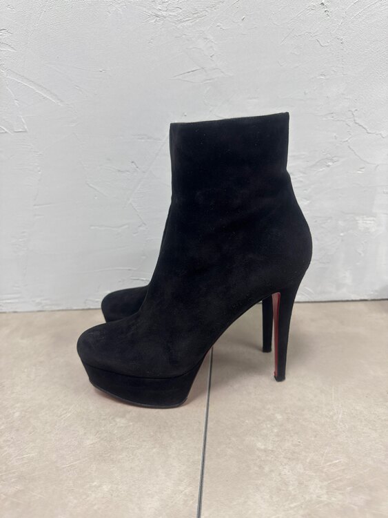 ビアンカブーティ120ベルベット（古着・ファッション）の商品画像 - 査定依頼日：2025年1月10日 - 最高査定価格：22,000円