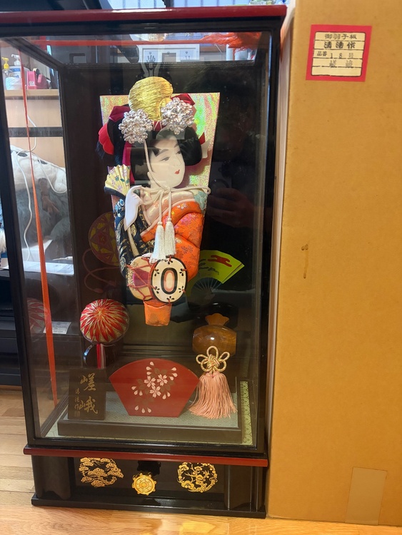 雛人形（美術品・骨董品）の商品画像 - 査定依頼日：2026年6月10日 - 最高査定価格：3,000円