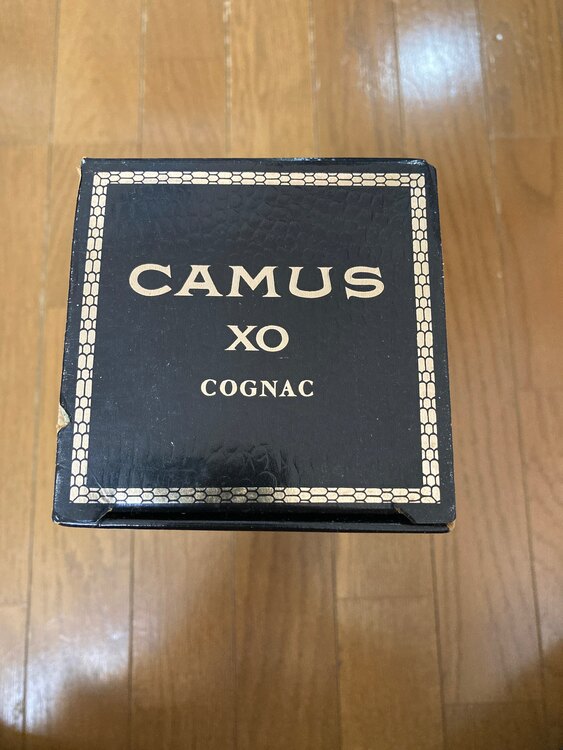 ブランデー カミュ （お酒）の商品画像 - 査定依頼日：2025年5月21日 - 最高査定価格：3,000円