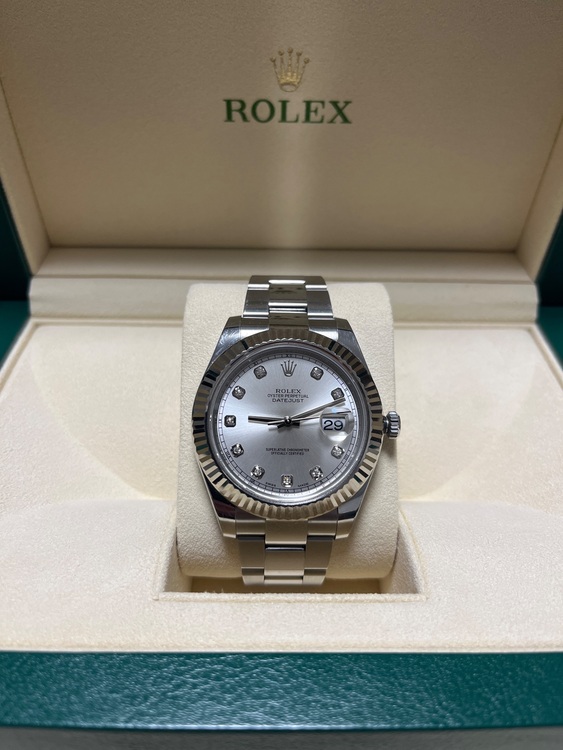 ロレックス デイトジャスト 116334（高級時計）の商品画像 - 査定依頼日：2025年11月29日 - 最高査定価格：1,750,000円