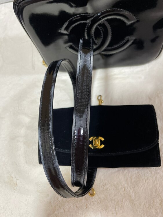 バック（ブランドバッグ）の商品画像 - 査定依頼日：2024年5月14日 - 最高査定価格：70,000円