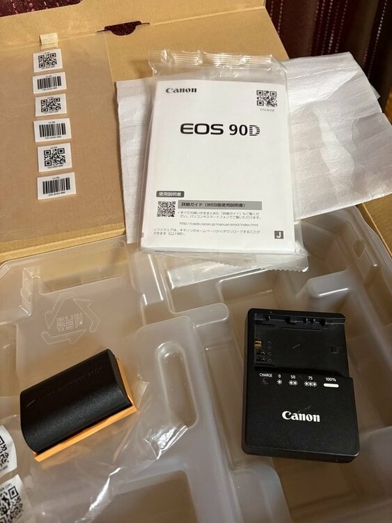 EOS　90D（カメラ）の商品画像 - 査定依頼日：2026年7月15日 - 最高査定価格：68,100円