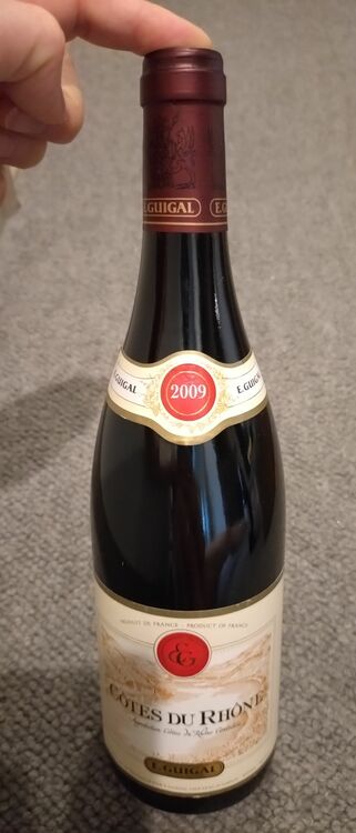 E.GUIGAL  COTES DU RHONE2009（お酒）の商品画像 - 査定依頼日：2025年6月14日 - 最高査定価格：1,500円