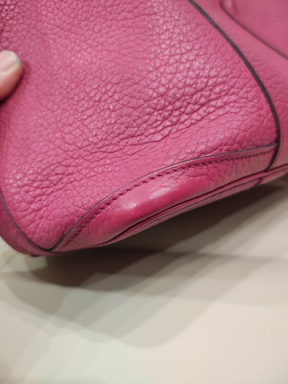 ネゴンダPM（ブランドバッグ）の商品画像 - 査定依頼日：2026年4月20日 - 最高査定価格：300,000円