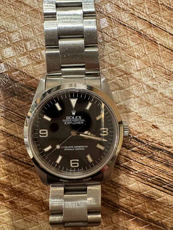 ロレックス エクスプローラー 14270（高級時計）の商品画像 - 査定依頼日：2025年4月9日 - 最高査定価格：690,000円