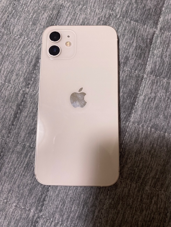 iPhone iPhone 12 128GB au（スマホ）の商品画像 - 査定依頼日：2026年6月2日 - 最高査定価格：21,000円