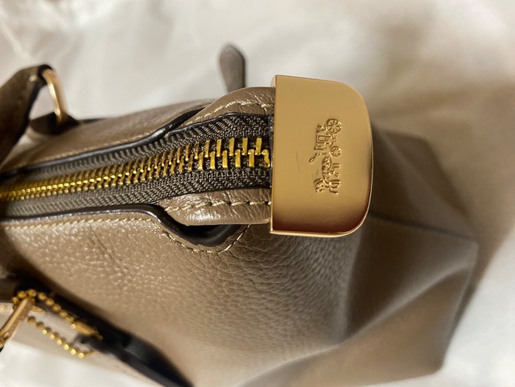 COACH ジョージアサッチェル ダークストーン　（ブランドバッグ）の商品画像 - 査定依頼日：2026年2月18日 - 最高査定価格：4,000円