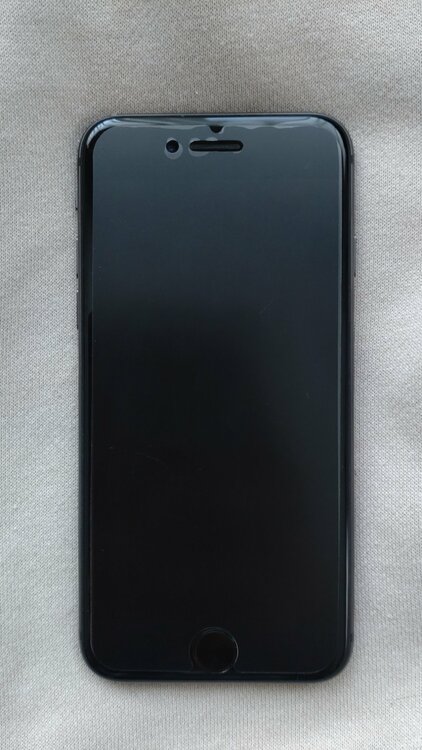 iPhone8（スマホ）の商品画像 - 査定依頼日：2026年2月14日 - 最高査定価格：6,000円