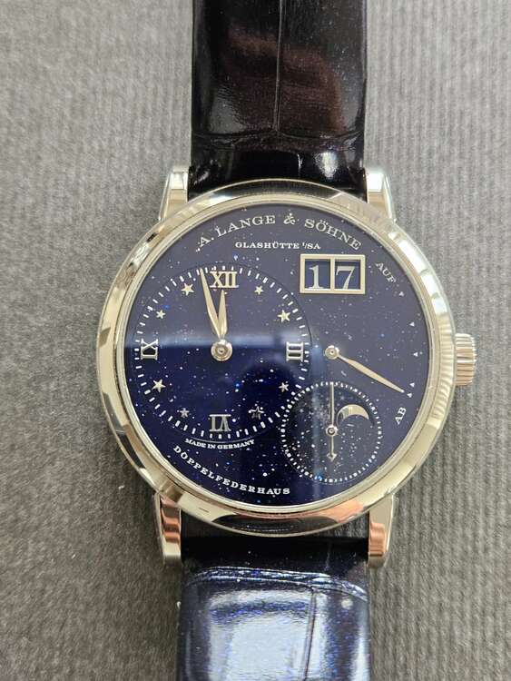 ランゲ＆ゾーネ ランゲ1 （高級時計）の商品画像 - 査定依頼日：2025年5月14日 - 最高査定価格：5,000,000円