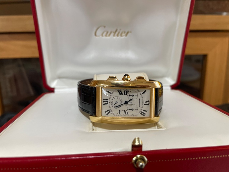 カルティエ　タンクアメリカン　LM K18（高級時計）の商品画像 - 査定依頼日：2025年6月26日 - 最高査定価格：1,650,000円