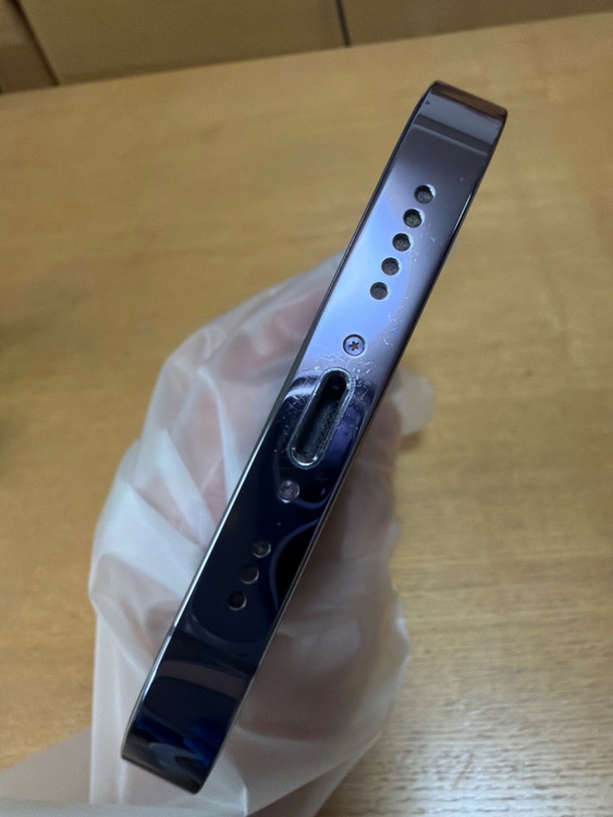 iPhone 14proディープパープル256G（スマホ）の商品画像 - 査定依頼日：2026年3月26日 - 最高査定価格：65,000円