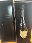 シャンパン ドン・ペリニヨン （お酒）の商品画像 - 査定依頼日：2025年8月17日 - 最高査定価格：19,000円