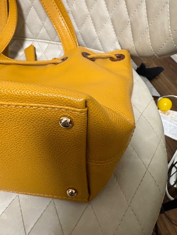 キャビアスキン　トートバック（ブランドバッグ）の商品画像 - 査定依頼日：2025年11月27日 - 最高査定価格：80,000円