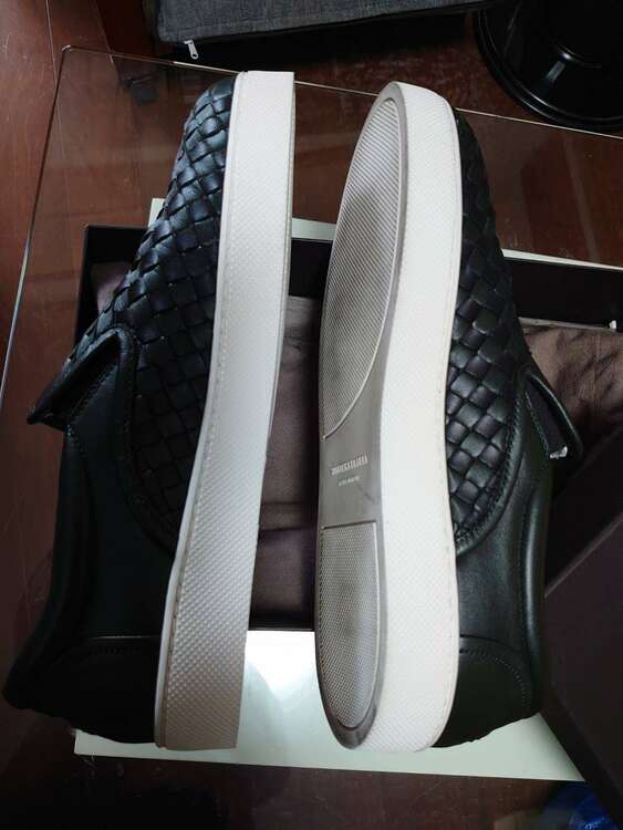 ボッテガヴェネタ　レザースリッポン（古着・ファッション）の商品画像 - 査定依頼日：2025年6月2日 - 最高査定価格：15,000円