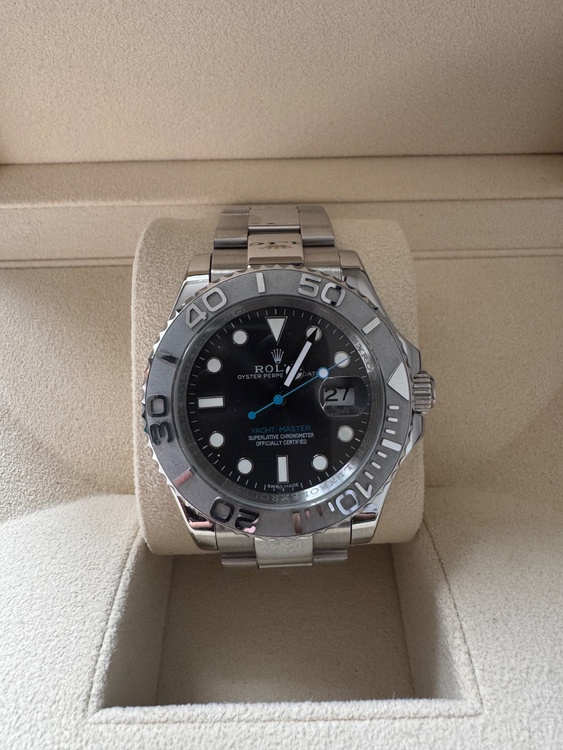 ロレックス ヨットマスター （高級時計）の商品画像 - 査定依頼日：2026年3月2日 - 最高査定価格：2,600,000円