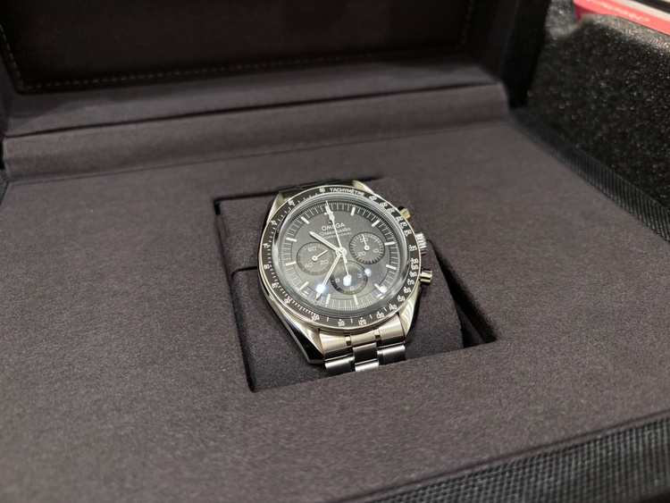 オメガ スピードマスター （高級時計）の商品画像 - 査定依頼日：2026年1月28日 - 最高査定価格：950,000円