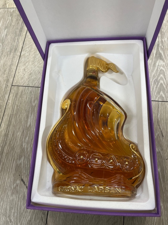 ラーセン（お酒）の商品画像 - 査定依頼日：2026年7月26日 - 最高査定価格：500円
