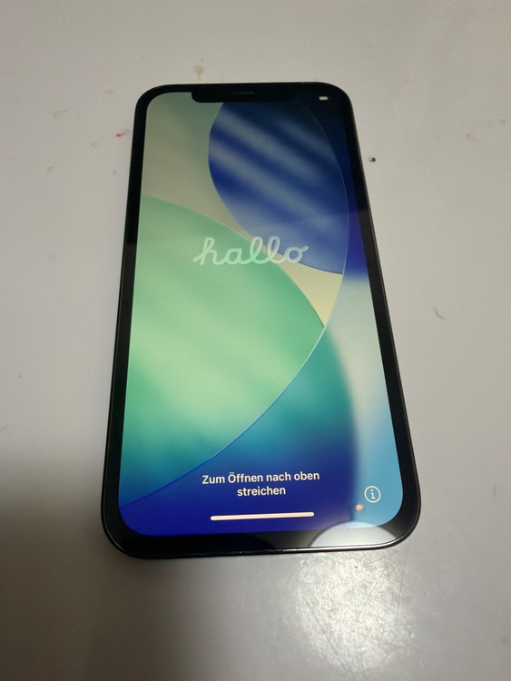 iPhone 12 Pro 256GB docomo（スマホ）の商品画像 - 査定依頼日：2026年5月2日 - 最高査定価格：35,000円