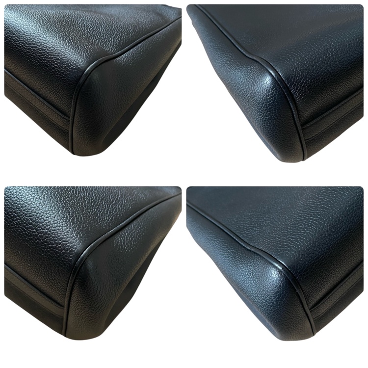 フォールドカバ　スモール（ブランドバッグ）の商品画像 - 査定依頼日：2026年4月5日 - 最高査定価格：90,000円