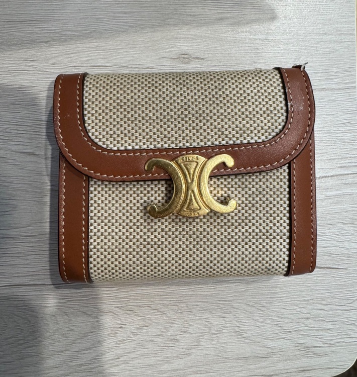 セリーヌ  （ブランドバッグ）の商品画像 - 査定依頼日：2025年9月18日 - 最高査定価格：40,000円