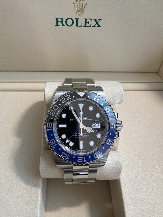 ロレックス GMTマスター 12430（高級時計）の商品画像 - 査定依頼日：2025年6月29日 - 最高査定価格：2,380,000円
