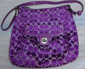 商品名不明（ブランドバッグ）の商品画像 - 査定依頼日：2024年10月25日 - 最高査定価格：1,000円