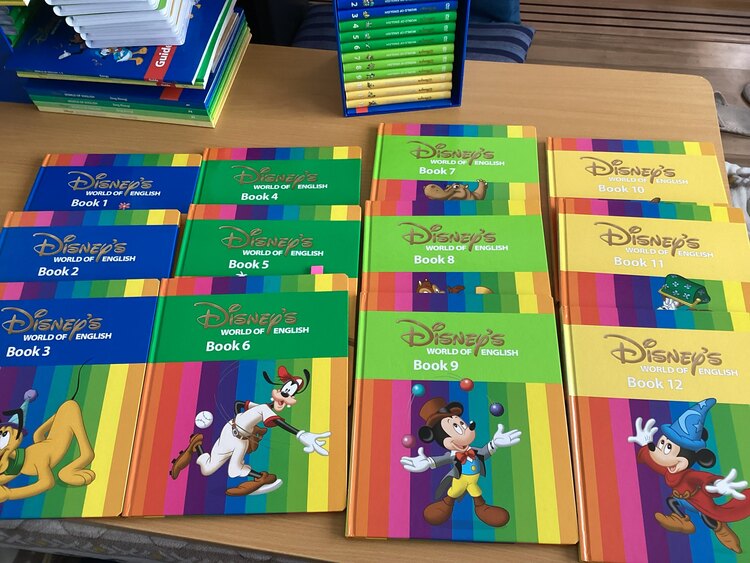 ディズニー英語システムフルセット（CD・DVD）の商品画像 - 査定依頼日：2025年4月15日 - 最高査定価格：3,000円