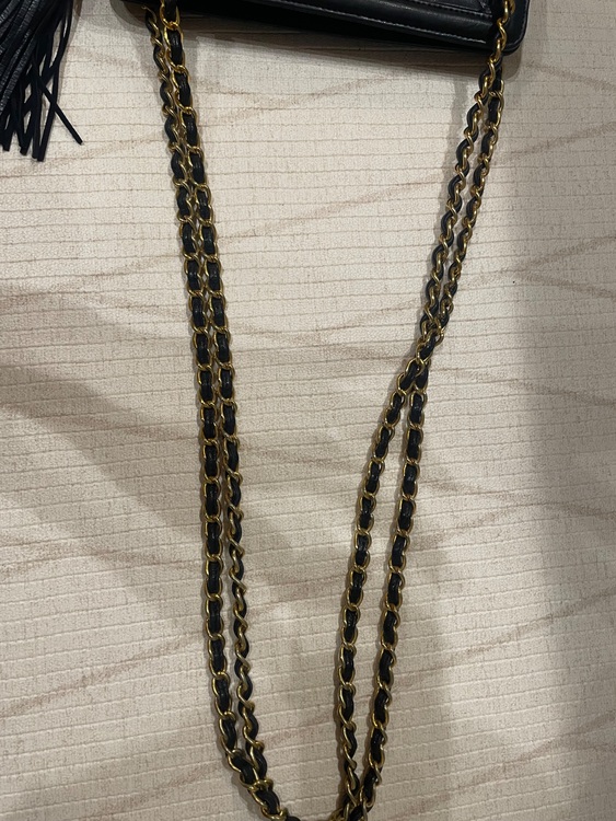 マトラッセ フリンジ GD金具 レザー チェーンショルダーバッグ シャネル（ブランドバッグ）の商品画像 - 査定依頼日：2025年9月15日 - 最高査定価格：120,000円