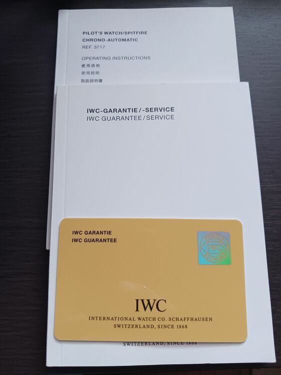 IWC パイロットウォッチ （高級時計）の商品画像 - 査定依頼日：2025年7月28日 - 最高査定価格：410,000円