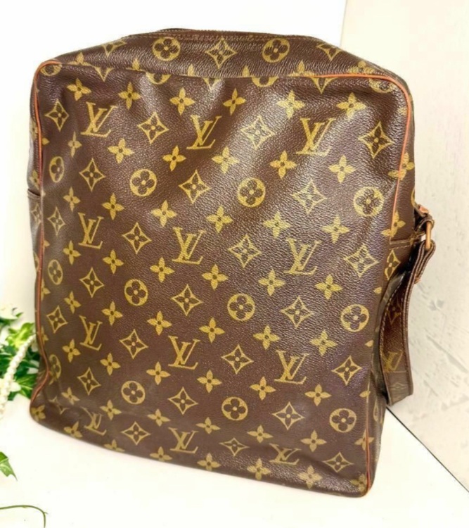 ルイヴィトン モノグラム （ブランドバッグ）の商品画像 - 査定依頼日：2025年6月19日 - 最高査定価格：20,000円