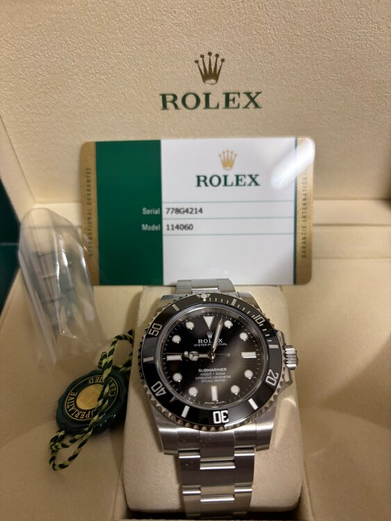 サブマリーナ ノンデイトCal.3130（高級時計）の商品画像 - 査定依頼日：2025年5月31日 - 最高査定価格：1,500,000円