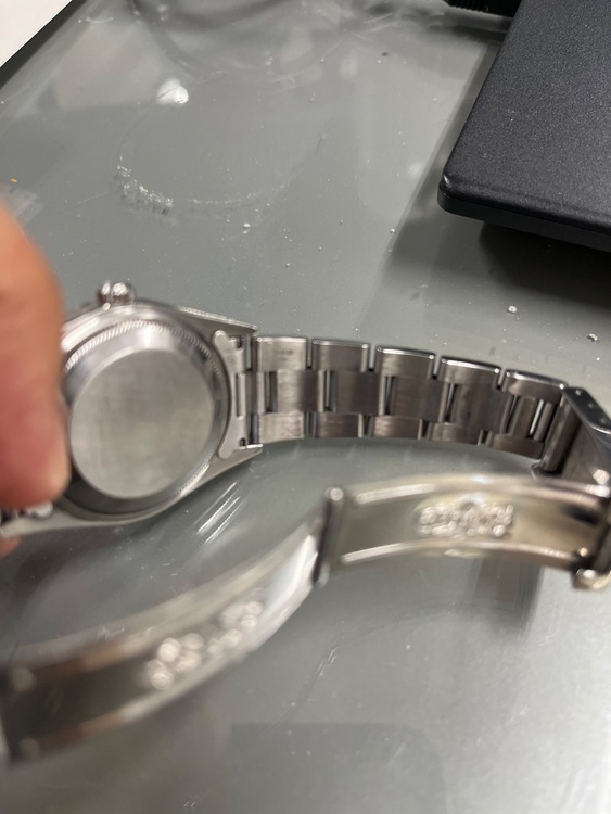 ロレックス パーペチュアルデイト 1520（高級時計）の商品画像 - 査定依頼日：2026年2月9日 - 最高査定価格：700,000円