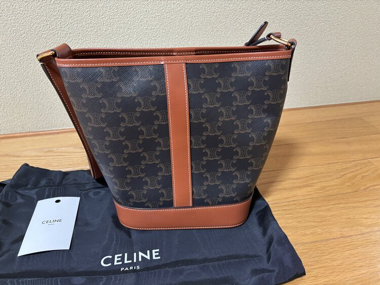 セリーヌ  （ブランドバッグ）の商品画像 - 査定依頼日：2025年2月23日 - 最高査定価格：140,000円