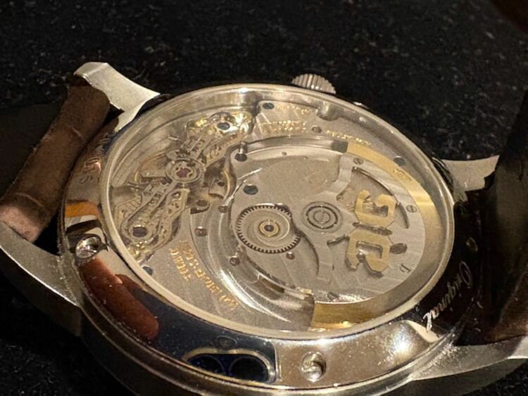 グラスヒュッテオリジナル パノマティックルナ（高級時計）の商品画像 - 査定依頼日：2025年8月30日 - 最高査定価格：800,000円