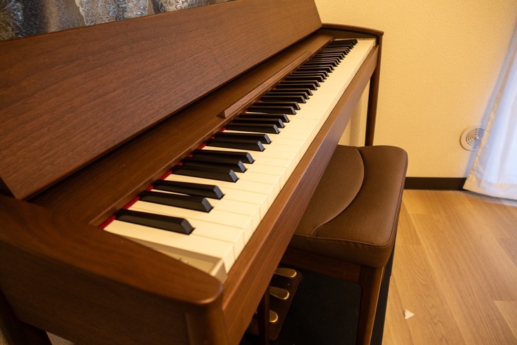 KF10　KIYOLA（ピアノ・楽器・PA機材）の商品画像 - 査定依頼日：2026年1月6日 - 最高査定価格：70,000円