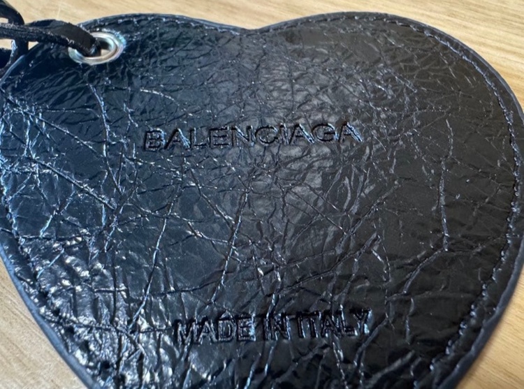 バレンシアガ  （ブランドバッグ）の商品画像 - 査定依頼日：2026年1月30日 - 最高査定価格：130,000円