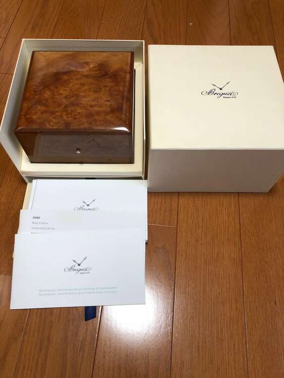 18WG レギュレーター　カレンダー　パワーリザーブ（高級時計）の商品画像 - 査定依頼日：2025年5月6日 - 最高査定価格：1,380,000円