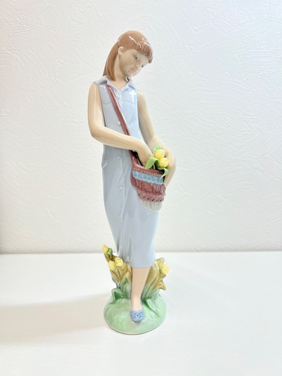 LIADRO チューリップガーデン（美術品・骨董品）の商品画像 - 査定依頼日：2026年6月28日 - 最高査定価格：5,000円