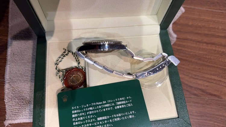 ロレックス サブマリーナー （高級時計）の商品画像 - 査定依頼日：2025年12月13日 - 最高査定価格：1,750,000円