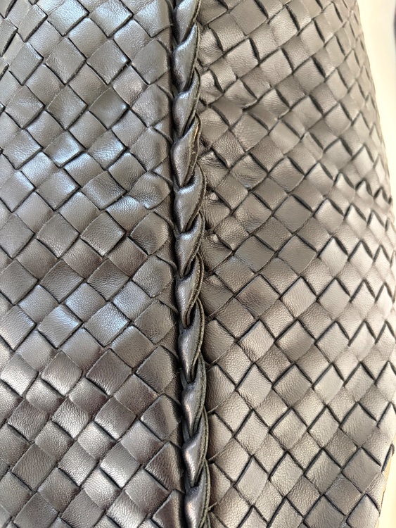 イントラチャート　ホーボー（ブランドバッグ）の商品画像 - 査定依頼日：2026年1月12日 - 最高査定価格：170,000円