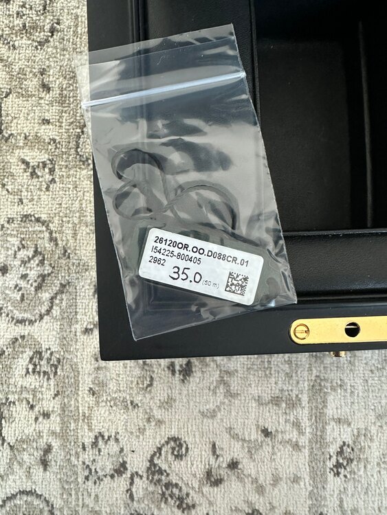 デュアルタイム（高級時計）の商品画像 - 査定依頼日：2024年12月9日 - 最高査定価格：4,050,000円