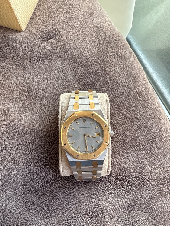 オーデマピゲ ロイヤルオーク REP11494（高級時計）の商品画像 - 査定依頼日：2025年11月29日 - 最高査定価格：2,780,000円