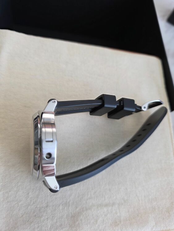 パネライ ルミノール PAM00915（高級時計）の商品画像 - 査定依頼日：2025年9月3日 - 最高査定価格：620,000円