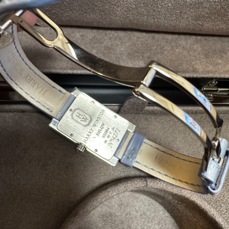 ハリーウィンストン その他 （高級時計）の商品画像 - 査定依頼日：2025年6月20日 - 最高査定価格：850,000円