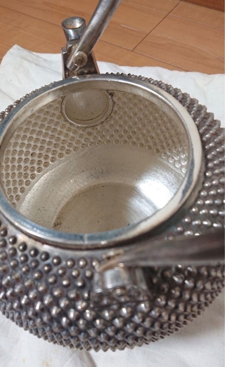 竹影堂 純銀 霰 湯沸（美術品・骨董品）の商品画像 - 査定依頼日：2026年4月5日 - 最高査定価格：300,000円