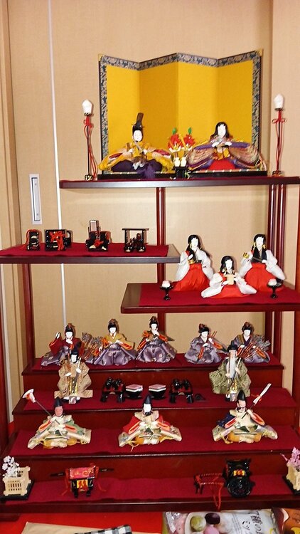 雛人形　山崎巧絢（美術品・骨董品）の商品画像 - 査定依頼日：2026年5月2日 - 最高査定価格：5,000円