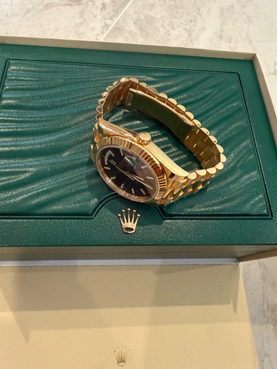 ロレックス デイデイト 22823（高級時計）の商品画像 - 査定依頼日：2025年7月26日 - 最高査定価格：7,000,000円